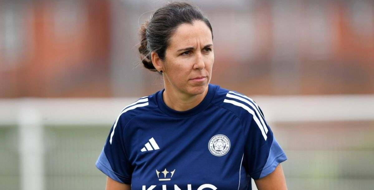 Rayadas, Amandine Miquel, entrenadora, trayectoria, Liga MX Femenil, Leicester City, Leonardo Álvarez