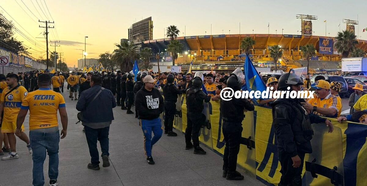 Tigres, Toluca, Liga MX, Apertura 2025, Liguilla, Final, Estadio Universitario, color, hinchas, aficionados