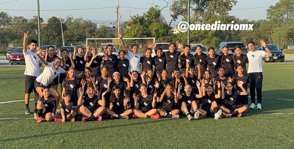Rayadas, Soccer Camp, Nicole Pérez, Sofía Ochoa, Jermaine Seoposenwe, Carol Cazares, Diana Evangelista, campamento, clínica