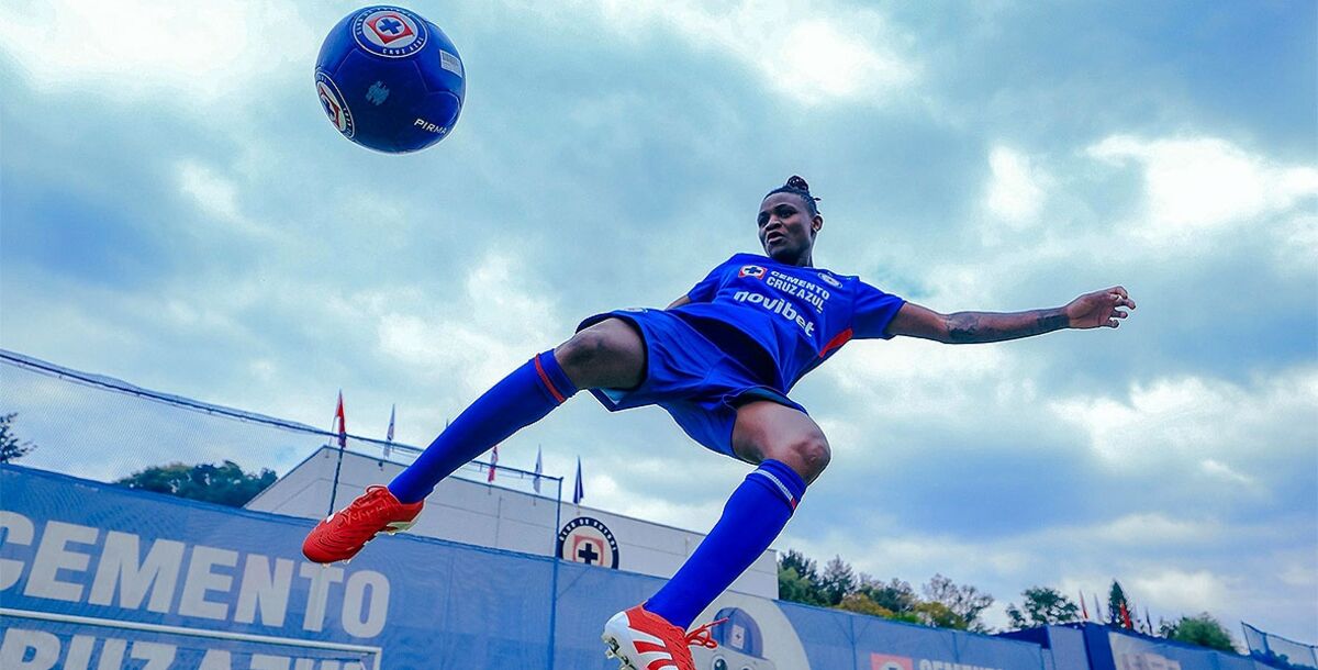 Uchenna Kanu, Racing Louisville, Nigeria, Cruz Azul, NWSL, Liga MX Femenil, Clausura 2026, refuerzo
