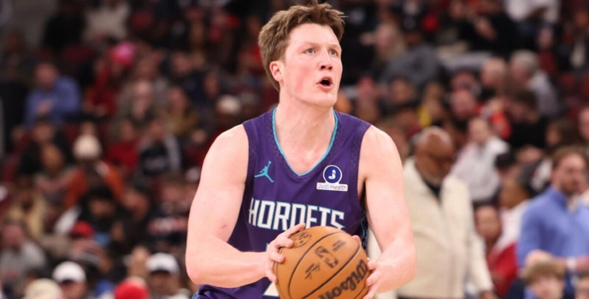 Kon Knueppel, récord, triples, Charlotte Hornets, Chicago Bulls, resultados, NBA