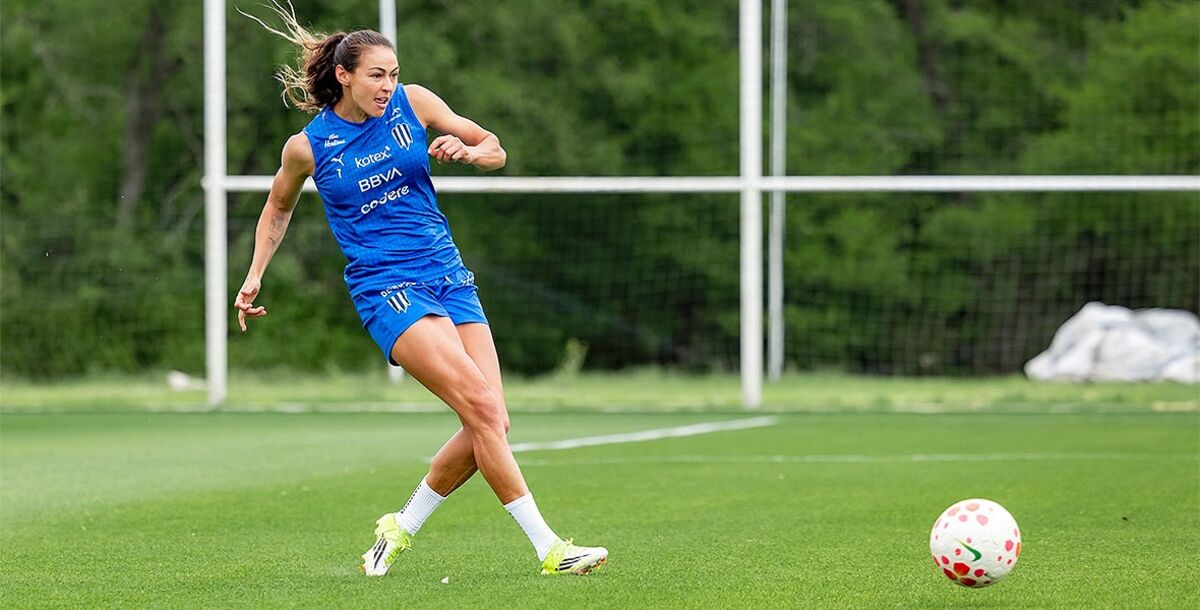 Rayadas, Pumas, Liga MX Femenil, Clausura 2026, Jornada 15, Estadio BBVA, previa, Amandine Miquel, Roberto Medina, Allison Veloz, Pachuca, León, invicto