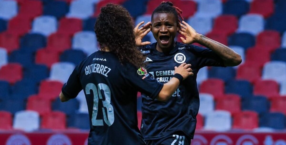 Cruz Azul Femenil, cómo juega, Uchenna Kanu, Michaela Abam, Aerial Chavarín, jugadoras, Rayadas, Liga MX Femenil