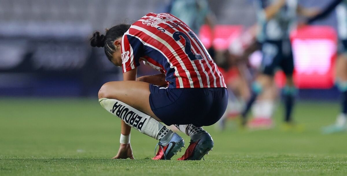 Chivas Femenil, eliminado, fracaso, Antonio Contreras, Caro Jaramillo, Alicia Cervantes, Cristina Ferral, Pachuca vs Chivas Femenil, sequía de títulos 