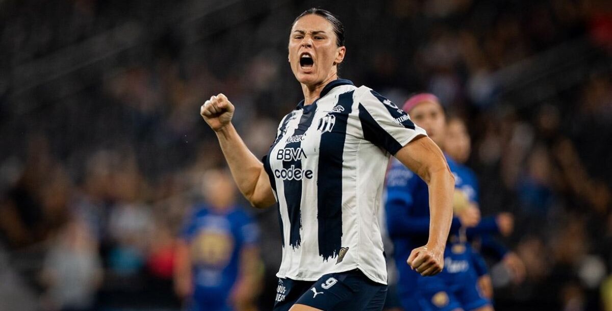 Pumas Femenil, refuerzo, Emily Gielnik, Rayadas, delantera, Liga MX Femenil, Andrea Pereira, Casandra Montero