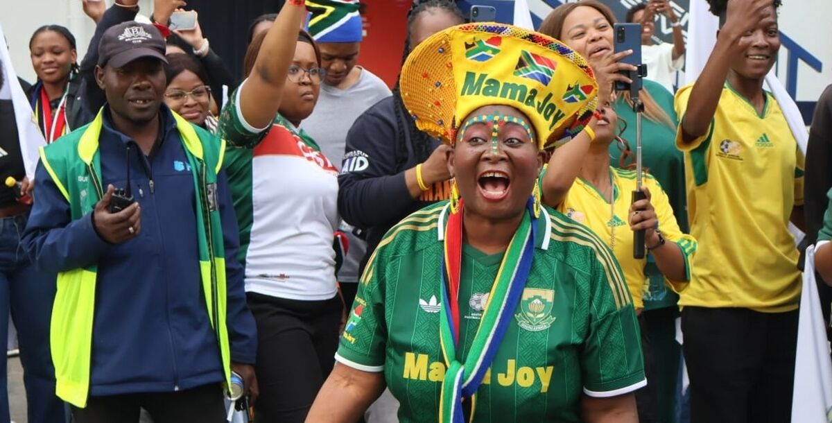 futbol en Sudáfrica, historial, Nelson Mandela, apartheid, México vs Sudáfrica, Mundial 2026, Copa del Mundo, Orlando Pirates, Mamelodi Sundowns, bafana bafana