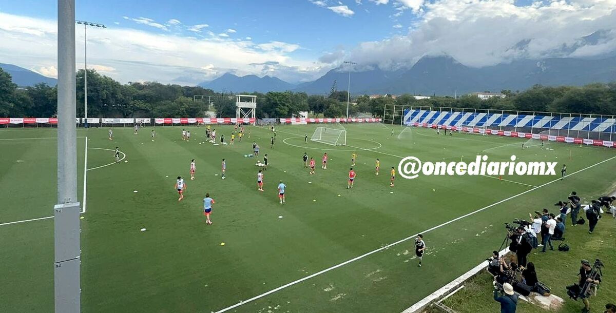 Mundial 2026, Take Kubo, Japón, entrenamiento, Rayados, Tigres, CET, Medicina, mala cancha, lluvias