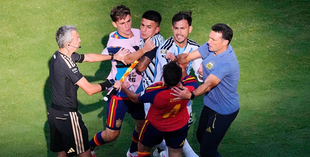 Mundial 2026, Argentina, España, Final, bronca, Slavko Vincic, Leandro Paredes, Nahuel Molina, Roberto Ayala, agresiones