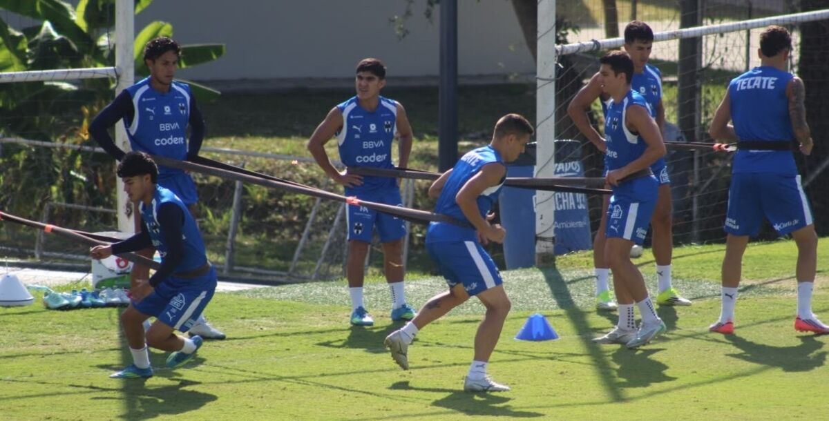 entrenamiento, Rayados, El Barrial, Orbelín Pineda, Matía Almeida, Hugo Cuypers, Erik Aguirre