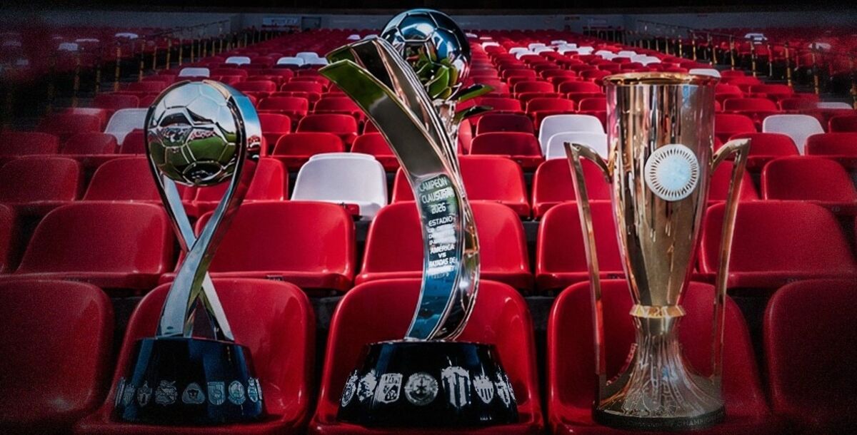 América Femenil, Liga Femenil, Festejo del Tricampeonato de América Femenil, consagración como campeón absoluto, tres campeonatos, celebración, títulos, Liga W, Champions Cup, Campeón de Campeonas