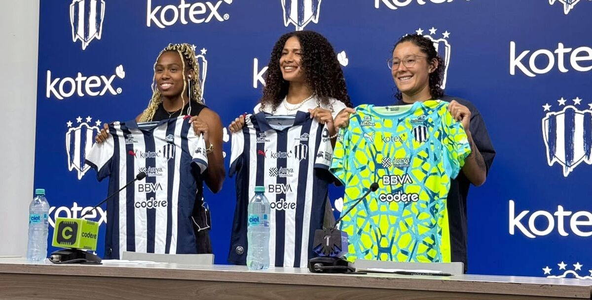 Rayadas, Lindsey Thomas, Aerial Chavarín, Alejandría Godínez, Daniela Solís, David Patiño, Liga Femenil, Apertura 2026, refuerzos, presentación