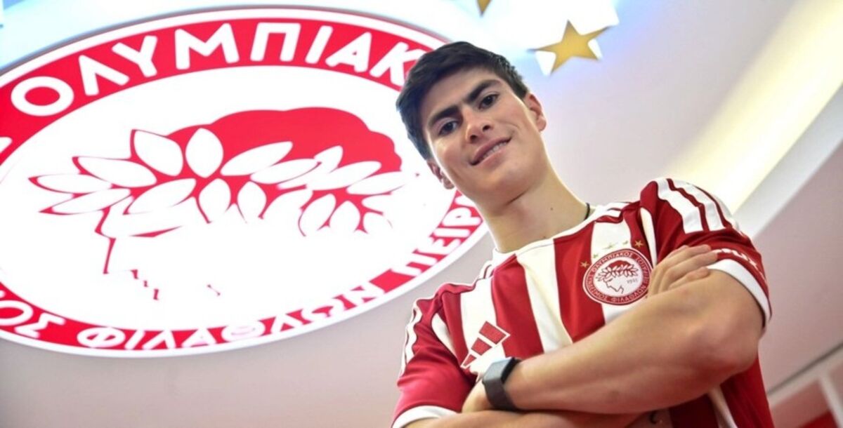 Armando González, Hormiga, Olympiakos, Chivas, transferencia, oficial, Selección Mexicana