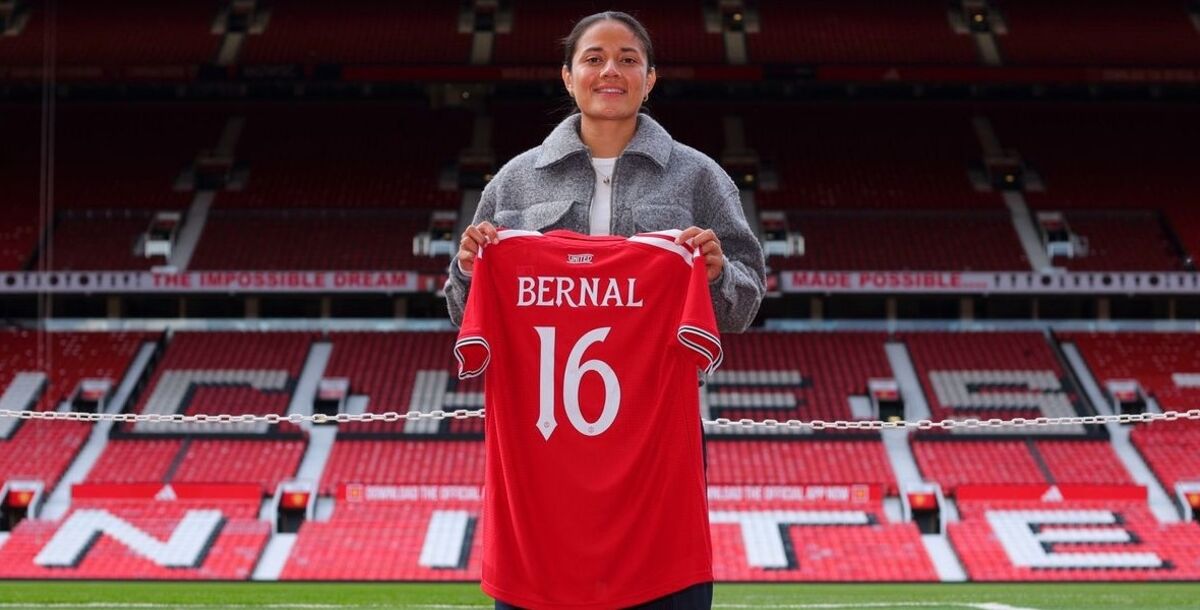 Rebeca Bernal refuerzo del Manchester United Femenil, primera mexicana en la Women’s Super League, fichajes del futbol europeo femenino, defensora mexicana en Inglaterra.