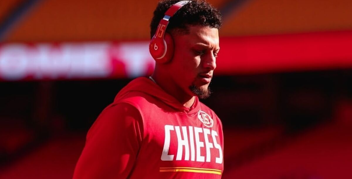 patrick mahomes, kansas city chiefs, panorama, arranque, temporada 2026, nfl, listo, semana 1, denver broncos