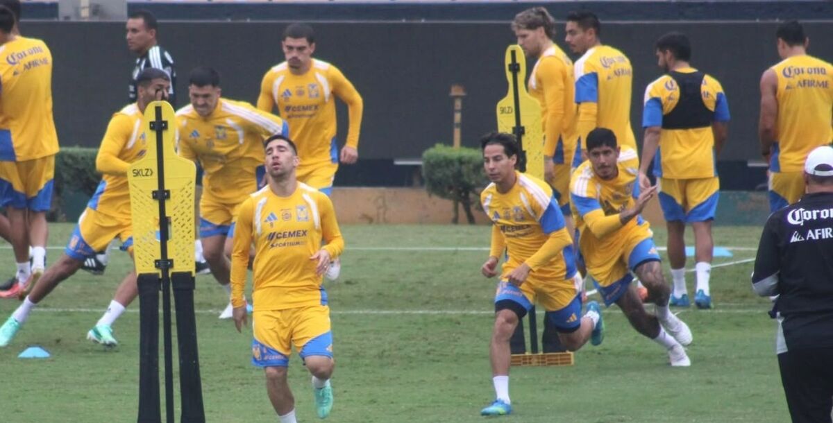 Tigres entrenamiento previo Chivas, Estadio Universitario, Juan Brunetta tobillo derecho trabajo diferenciado, gol Toluca, reporte medico, Romulo desgarre muscular rehabilitacion