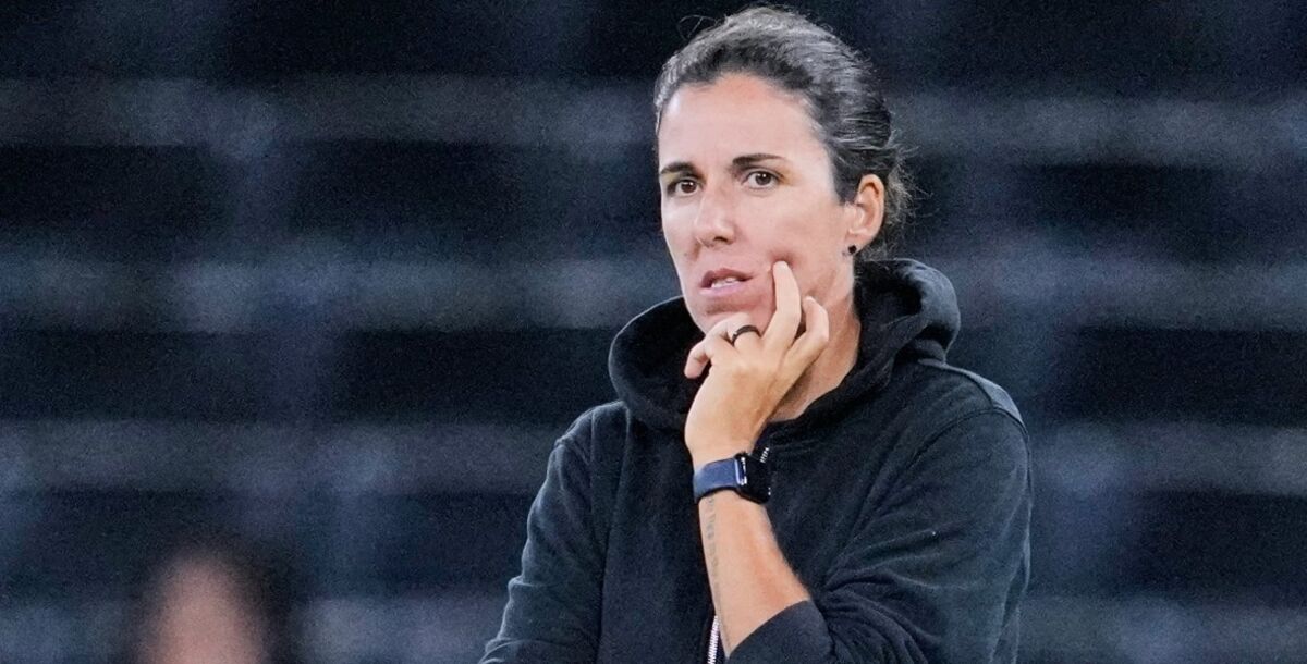 Rayadas sin nueve de área, Amandine Miquel, delanteras, Rayadas, Rayadas, dilema táctico, Aerial Chavarin, lesión, tiempo de recuperación, Katty Martinez, rotura ligamento cruzado, rehabilitación, Christina Burkenroad,retiro del futbol, lesion de rodilla, Aerial Chavarin, Lucia Garcia, Jermaine Seoposenwe, Sarah Ortiz, Lourdes Bosch, Lindsey Thomas