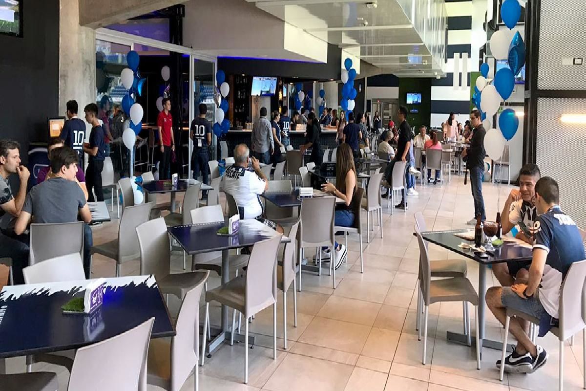 Rayados Restaurante Azul ONCE Estadio BBVA estadio ambiente familiar niños