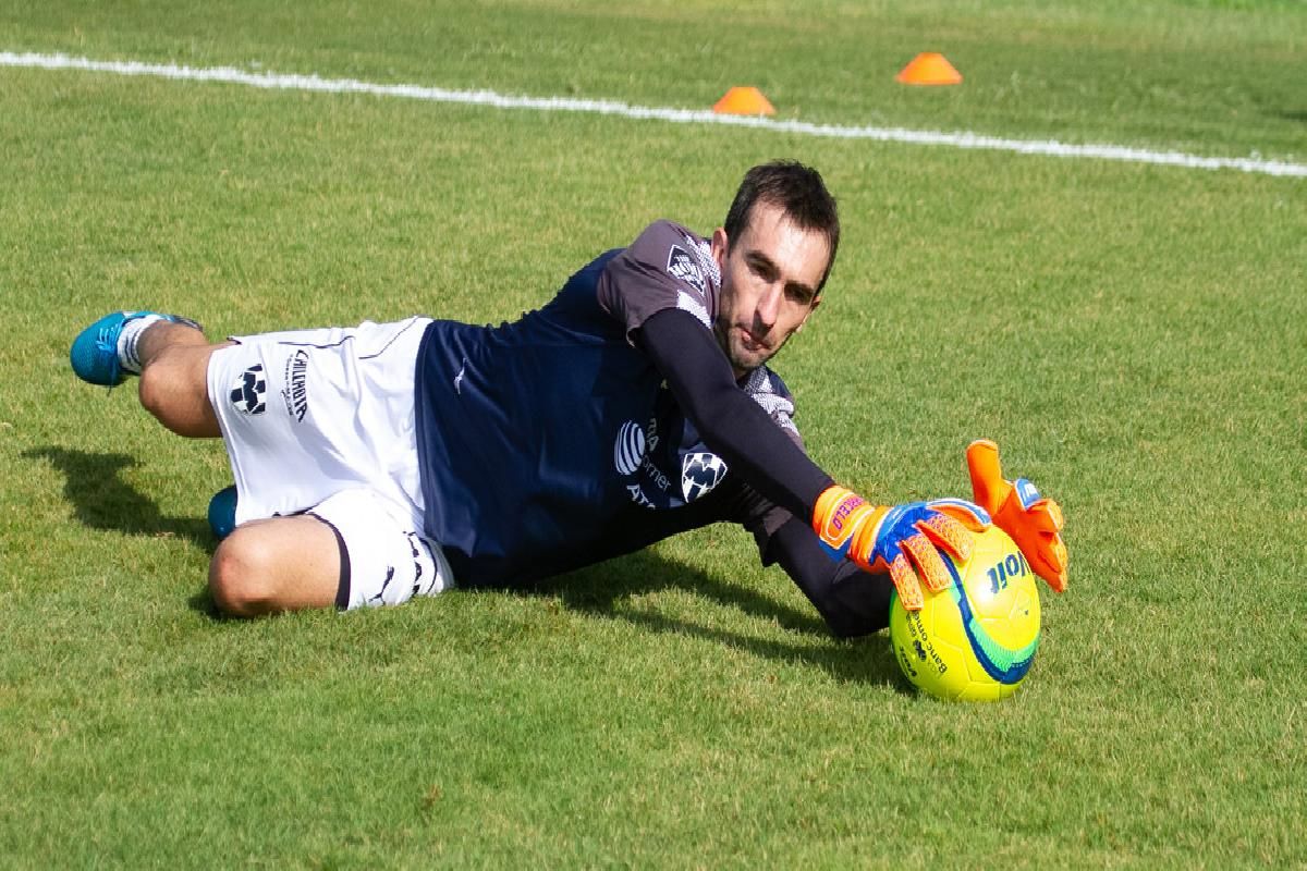 Rayados Monterrey El Barrial Liga MX