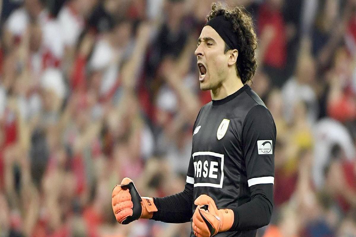 Napoli Serie A Guillermo Ochoa Santiago Arias Youssouf Sabaly Francesco Bardi refuerzos Carlo Ancelotti