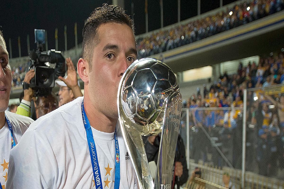 10 años con Tigres Israel Jiménez Tigres Liga MX Copa MX Ricardo Ferretti Manuel Lapuente Apertura 2018