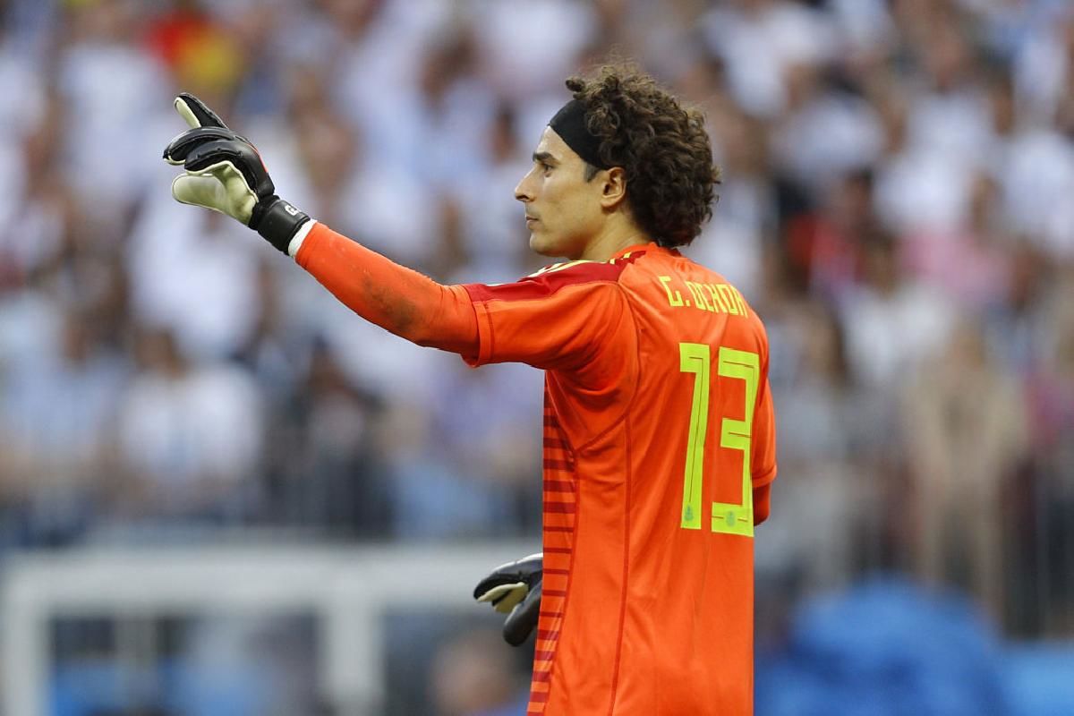 Guillermo Ochoa Standard de Lieja Kids Choice Awards México Selección Mexicana