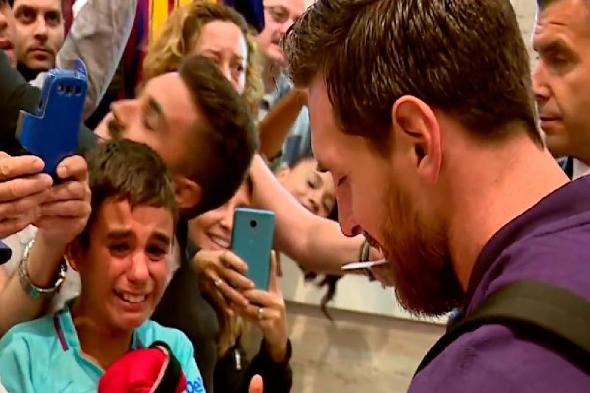 Lionel Messi España Barcelona Niño llorando