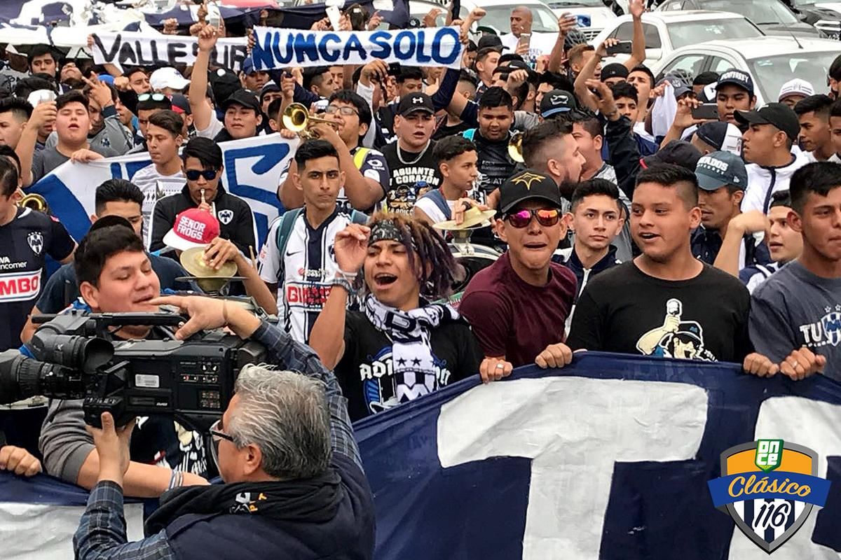 Futbol Liga MX Rayados La Adicción Barra caravana Final Video