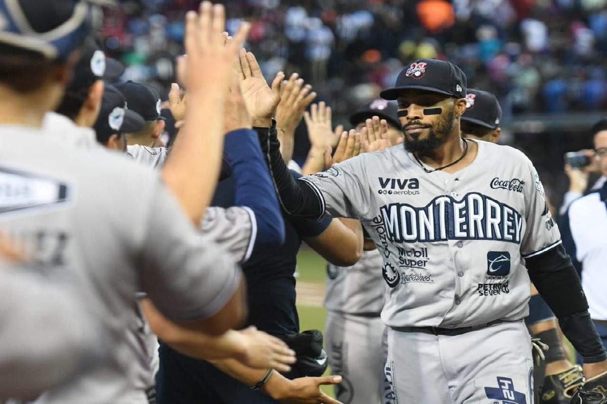 Sultanes de Monterrey Guerreros de Oaxaca Fantasmas Grises Serie del Rey Dallas Martínez