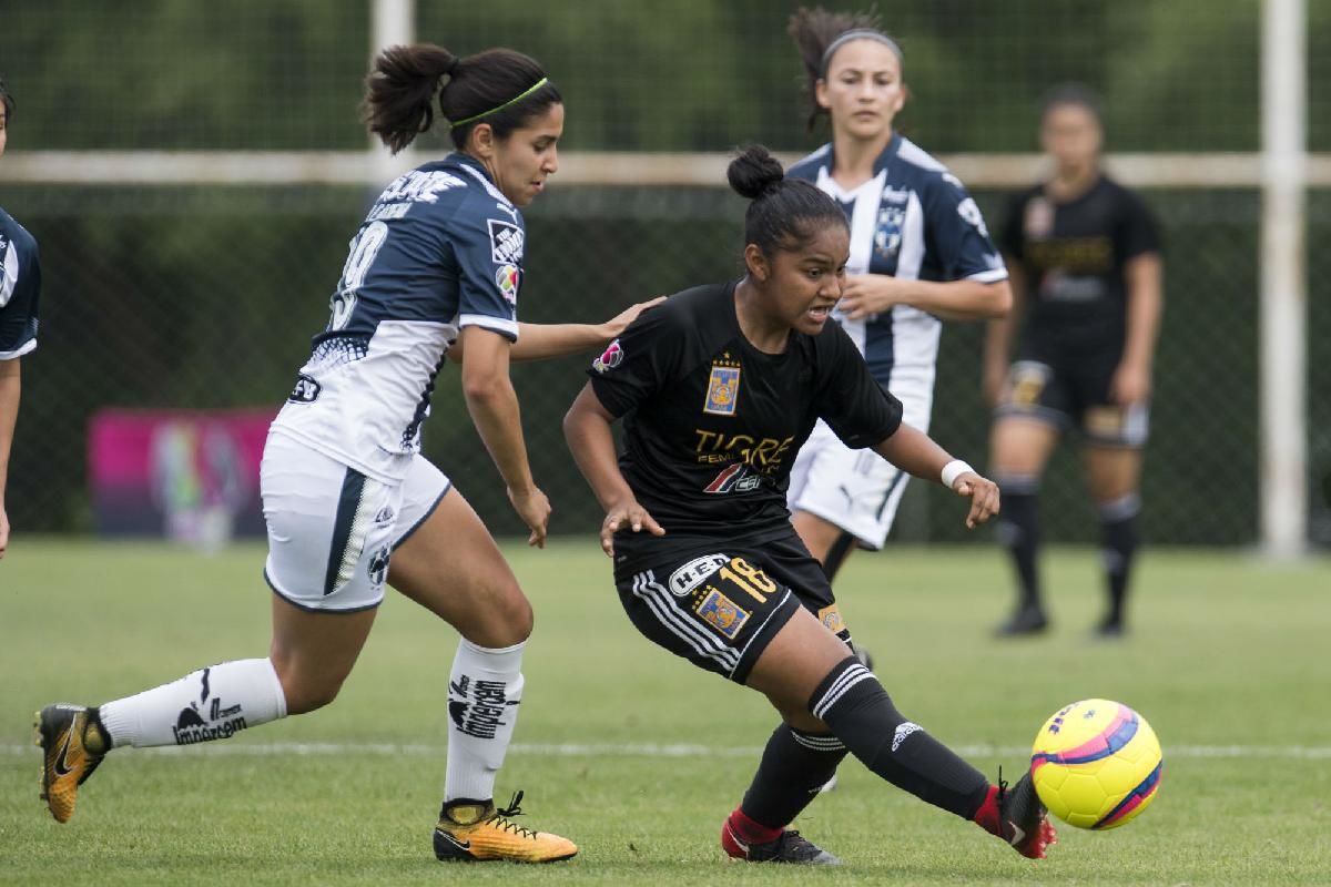 Clásico Femenil Regio Rayadas Tigres
