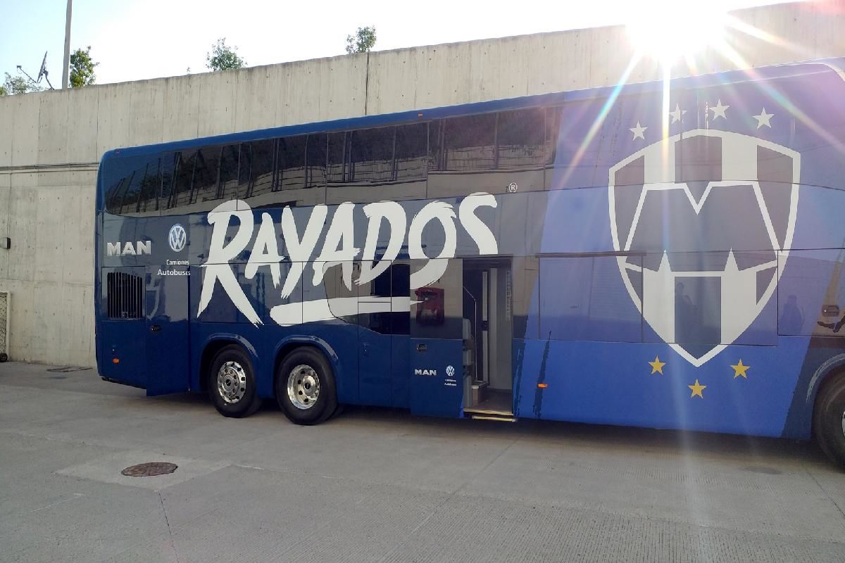 Futbol Rayados Monterrey autobús LigaMX