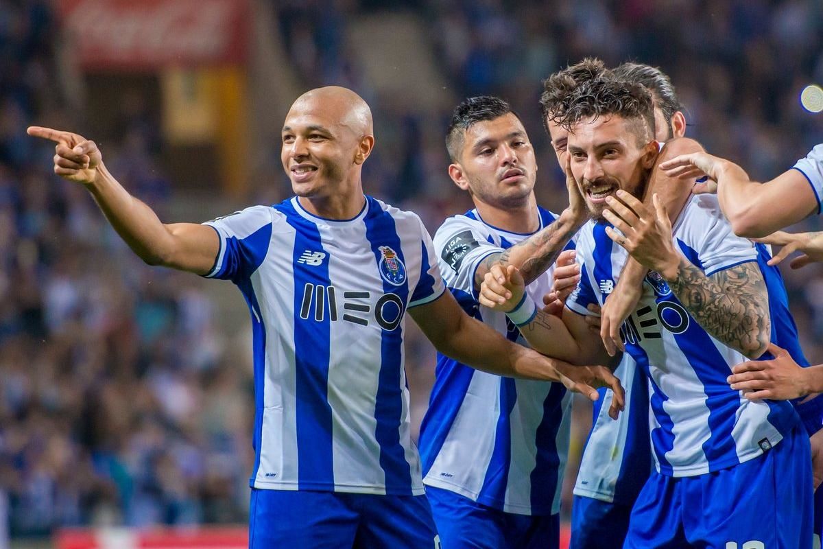 Futbol Portugal Porto Héctor Herrera Jesús Corona Diego Reyes Benfica