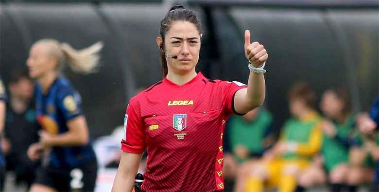 Maria Sole Ferrieri Caputi La Primera Mujer árbitro En La Serie A 