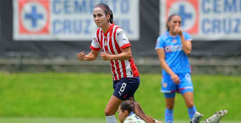 Liga MX Femenil: Chivas ganó 2-0 Cruz Azul y sigue en la cima