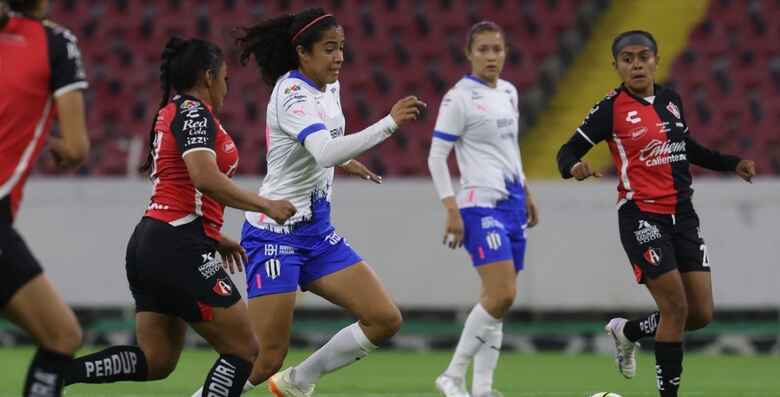 ¿Dónde puedo ver el Atlas vs Rayadas en vivo?